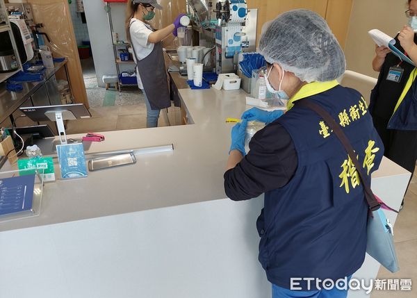 ▲台東縣衛生局抽驗夏季飲品、冰品及配料。（圖／記者楊晨東翻攝）