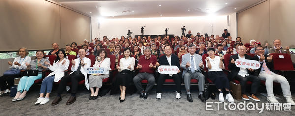 ▲▼東森栢馥功能醫學健康服務會館開幕,黃瑞仁院長健康講座             。（圖／記者徐文彬攝）