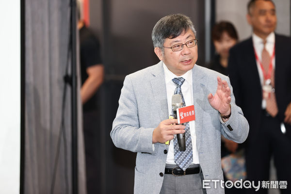 ▲▼東森栢馥功能醫學健康服務會館開幕,黃瑞仁院長健康講座             。（圖／記者徐文彬攝）