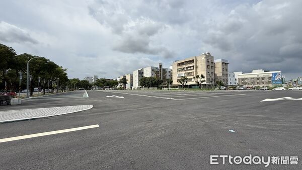 ▲台南南區新興新建停車場正式啟用，共提供248席汽車格，免費試停至6月30日。（記者林東良翻攝，下同）