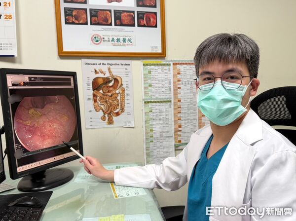 ▲南投醫院肝膽腸胃科醫師黃耀光為大腸癌患者施行內視鏡黏膜下剝離術。（圖／衛福部南投醫院提供）