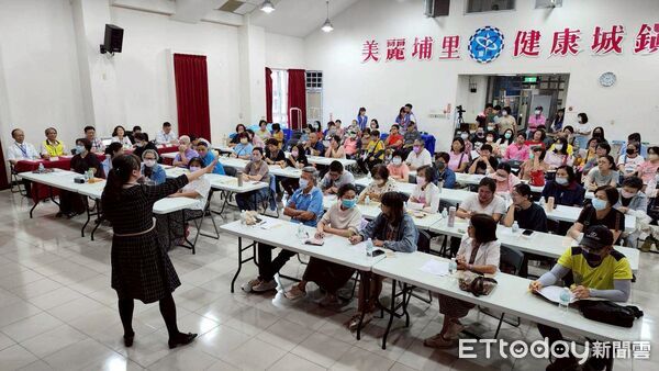 ▲暨大配合教育部「第三人生大學試辦計畫」，25日首度於埔里鎮公所3樓大禮堂舉辦招生說明會。（圖／埔里鎮公所提供）