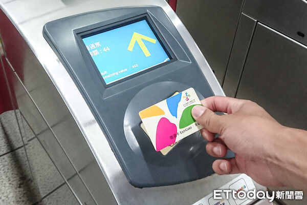 ▲▼悠遊卡傳出被高中生破解變現盜領。（圖／記者林敬旻攝）