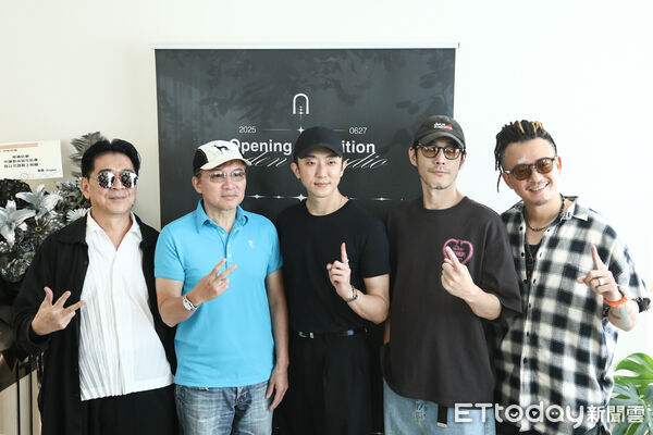 ▲角頭演員喜翔、高捷、孫鵬、黃騰浩、張懷秋、白吉勝出席「伊甸紋藝Eden Studio」開幕。（圖／記者林敬旻攝）