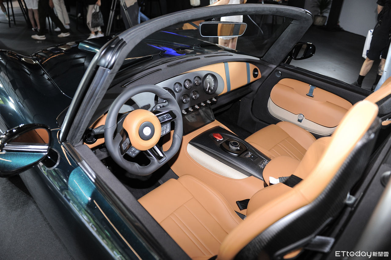 ▲AC Cars品牌登台、AC Cobra GT上市。（圖／記者林鼎智攝）