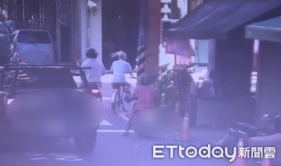 高雄86歲單車老翁闖紅燈！路口慘遭騎士高速撞飛　送醫搶救不治