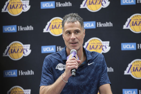 ▲湖人總管佩林卡（Rob Pelinka）今日表示，球隊在休賽季補強會「超級積極」。（圖／達志影像／美聯社）