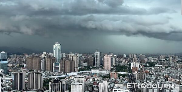 ▲▼板橋。（圖／網友Dick Chen授權引用）