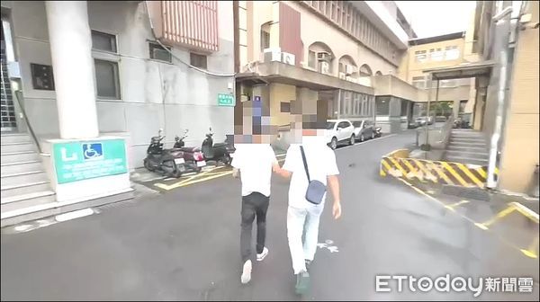 ▲闖紅燈撞死女行人的黃男，警方在車廂搜出喪屍煙油。（圖／記者陸運陞翻攝）