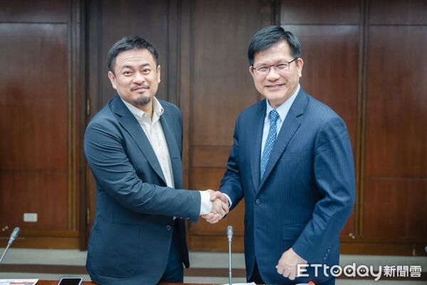 ▲▼林佳龍、洪申翰雙部長會議。（圖／翻攝林佳龍臉書）
