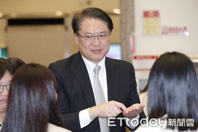 自問「能為台灣貢獻什麼？」　林右昌PO千字文曝：這陣子逐步有答案