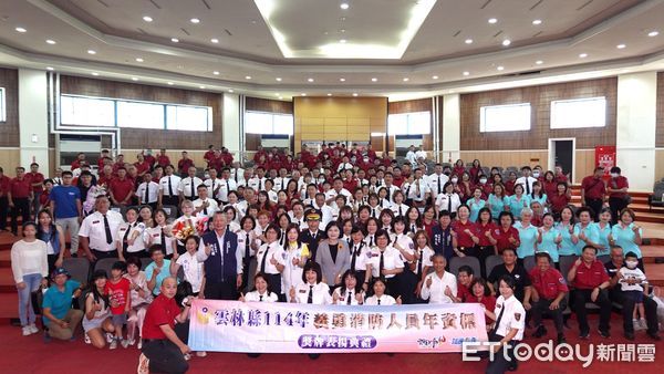 ▲雲林縣政府今日舉辦「114年度義勇消防人員年資標獎牌頒獎典禮」。（圖／記者游瓊華翻攝）