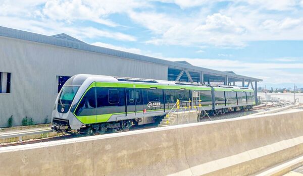 ▲桃園捷運公司6/30日起擴大招募，圖為捷運綠線新式列車進行各項測試。（圖／桃園捷運公司提供）