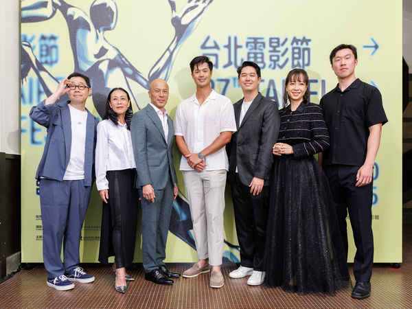 ▲《值得的等待》林書宇、主演陳瓊華、林友明、羅斯．巴特勒（Ross BUTLER）、製片Dan MARK、Rachel TAN、Vincent XIE。（圖／台北電影節提供）