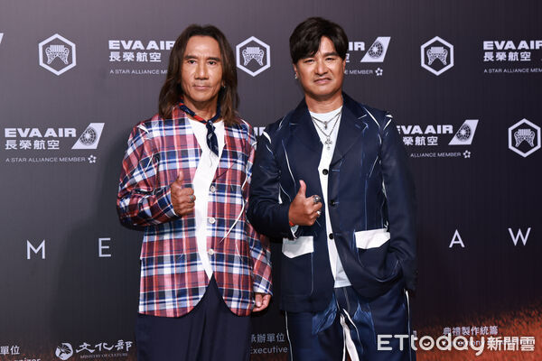 ▲▼第36屆金曲獎星光大道-動力火車。（圖／記者周宸亘攝）