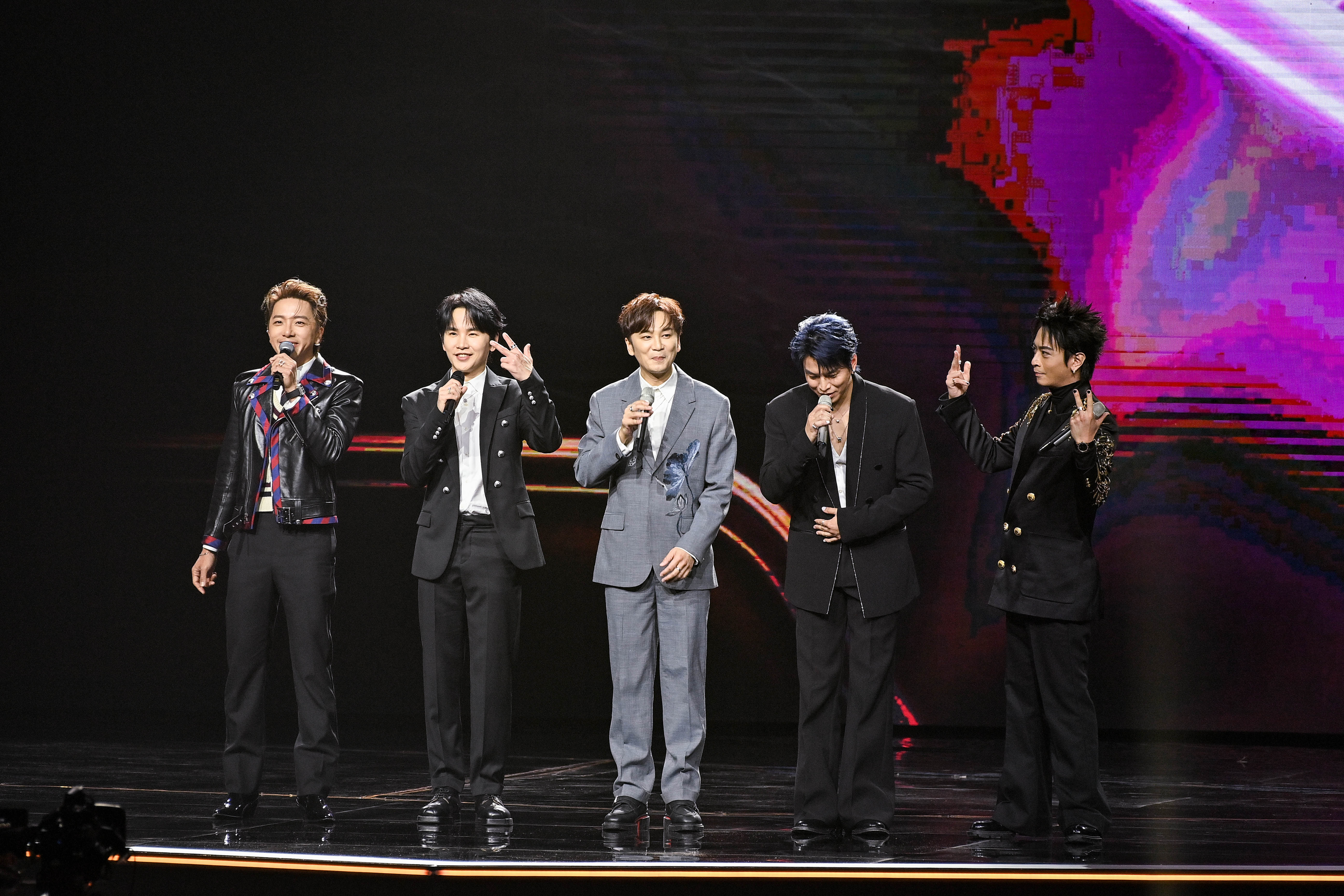 ▲▼頒獎     。（圖／台視提供）