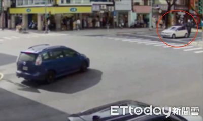 板橋重機一家4貼追撞前車!妻抱娃噴飛摔落轎車頭 驚悚影片曝