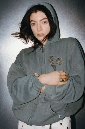 ▲蘿兒睽違4年出輯「極致裸露」。（圖／環球音樂提供）