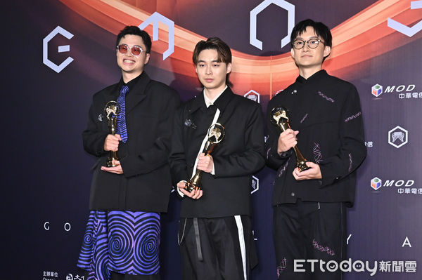 ▲第36屆金曲獎演奏類最佳作曲人獎，王育嘉、簡聿民、林均憲／參螺旋《幾何碼》。（圖／記者李毓康攝）