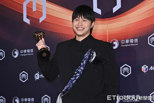 ▲第36屆金曲獎最佳台語男歌手陳以恆。（圖／記者李毓康攝）