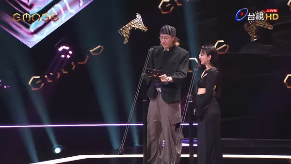 ▲頒獎人，陳星瀚、千田愛紗。（圖／翻攝YouTube／GMA 金曲獎頒獎典禮暨國際音樂節 Golden Melody Awards & Festival）