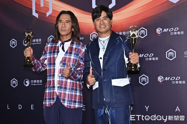 ▲▼第36屆金曲獎頒獎典禮最佳演唱組合獎，動力火車（尤秋興、顏志琳）／結伴(豪華版)。（圖／記者林敬旻攝）