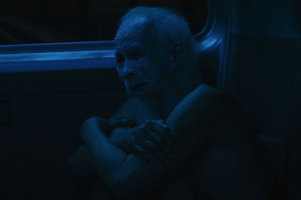 ▲《陰陽路》由越南知名歌手兼演員白公卿（Bach Cong Khanh）、「越南舒淇」范阮蘭詩（Lan Thy）主演。（圖／車庫提供）