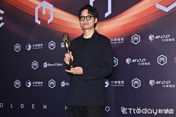 ▲▼第36屆金曲獎頒獎典禮最佳作詞人獎，張淦勛 Giyu Tjuljaviya／南迴之子《雲就要翻過山》﹙演唱者：張淦勛Giyu Tjuljaviya﹚。（圖／記者林敬旻攝）