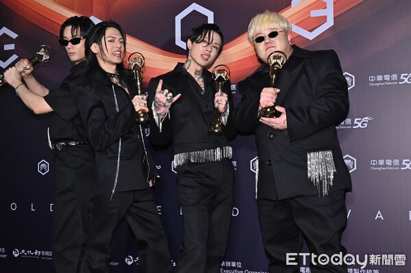 ▲▼第36屆金曲獎頒獎典禮最佳樂團獎，TRASH（頤原、博文、魁剛、阿夜）／幸福的末班車。（圖／記者林敬旻攝）