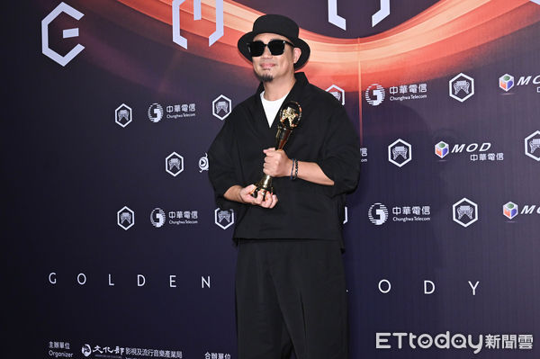 ▲▼第36屆金曲獎頒獎典禮最佳專輯製作人獎，高潮（林志仁）／雲就要翻過山﹙演唱者：張淦勛 Giyu Tjuljaviya﹚。（圖／記者林敬旻攝）