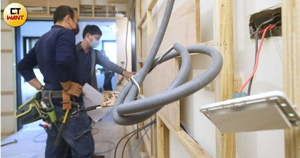 甲醛存在於許多室內裝潢材料，如果長時間接觸會增加罹癌機率。（示意圖／趙世勳攝）