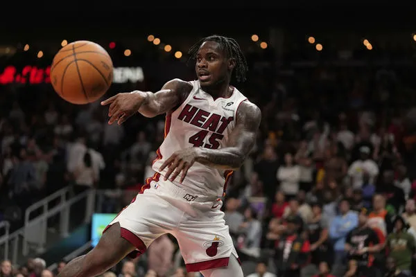 ▲熱火以2年2400萬美金和本季表現出色的米歇爾完成續約。（圖／達志影像／美聯社）