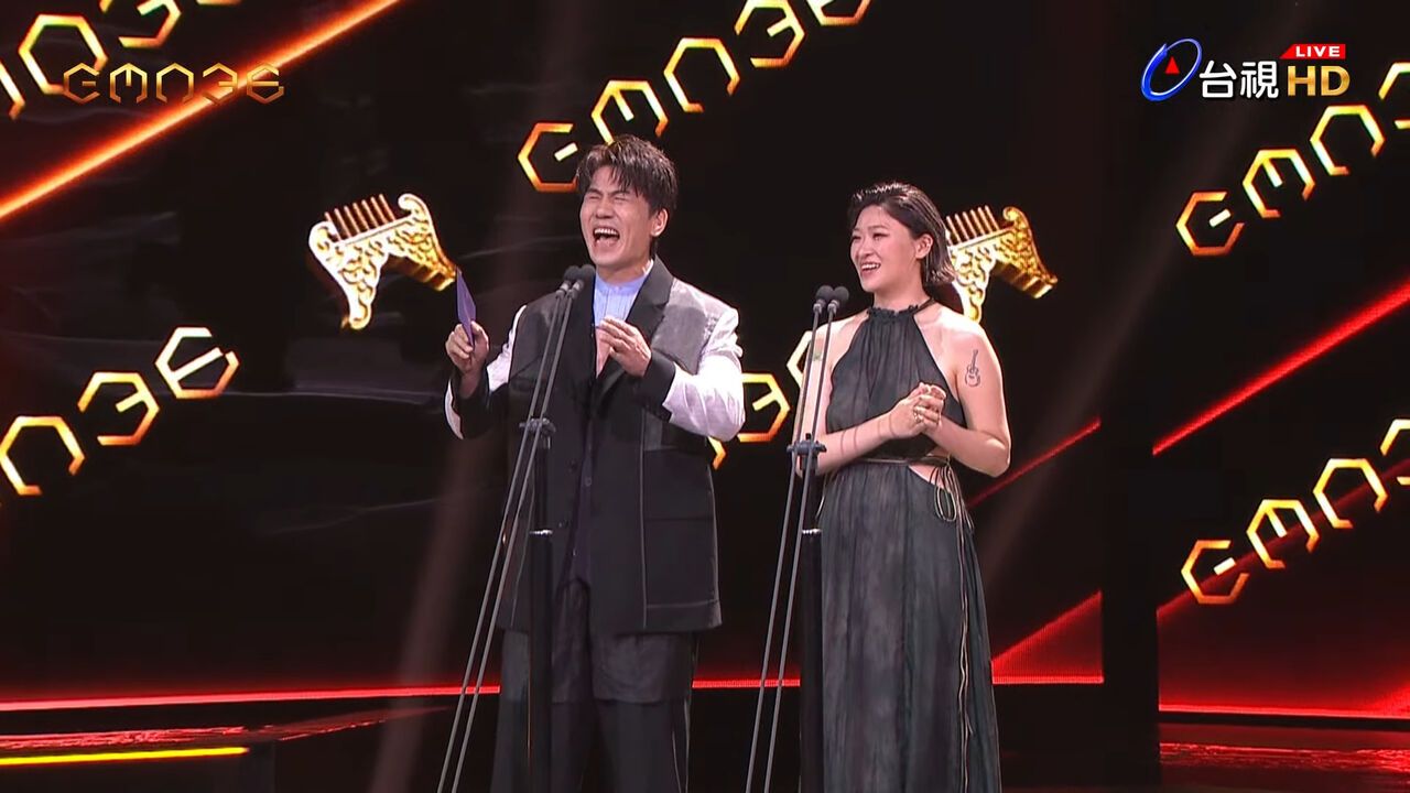 ▲羅時豐唱歌串場。（圖／翻攝YouTube／GMA 金曲獎頒獎典禮暨國際音樂節 Golden Melody Awards & Festival）