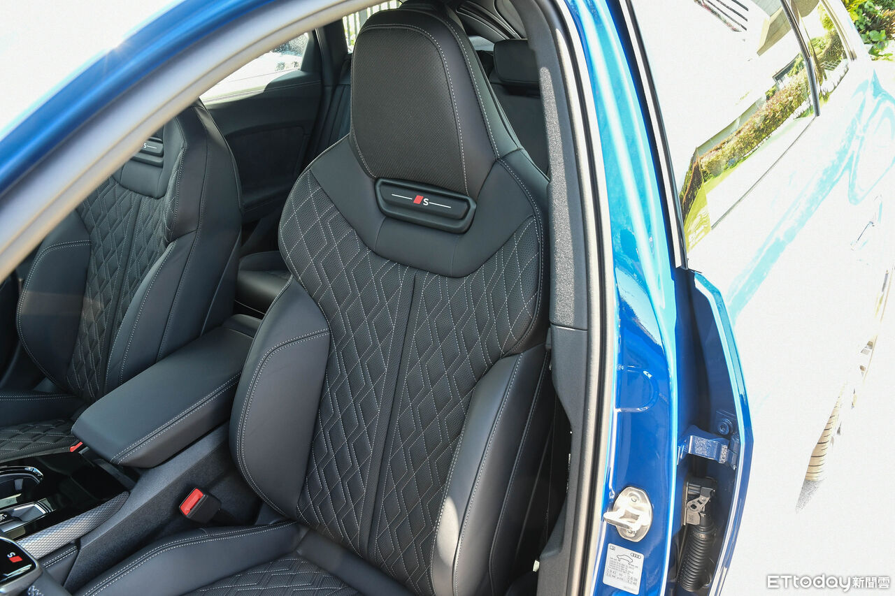 ▲台灣Audi A5不僅首搭全新平台，外型夠帥，空間、科技感更是給好給滿！（圖／記者徐煜展攝）