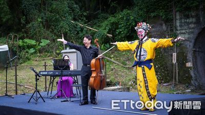 集集鐵道音樂會天籟迴盪車埕隧道 美猴王古典樂聲中登台偷月