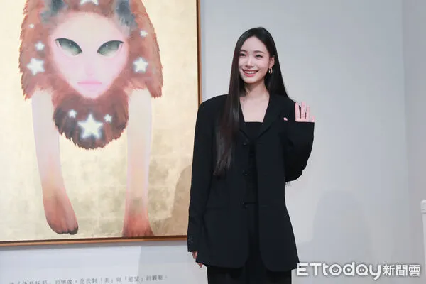 ▲▼小S二女兒 許韶恩（ Lily Hsu ）首場個展《Prey of Prey》開幕活動。（圖／記者周宸亘攝）