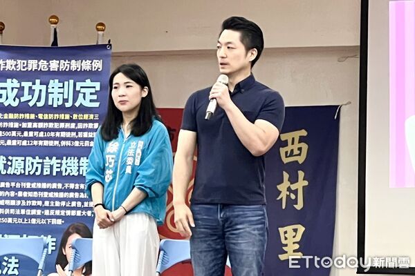 ▲徐巧芯舉辦反罷免說明會，前台北市長郝龍斌、台北市長蔣萬安都來助講。（圖／記者鄭佩玟攝）