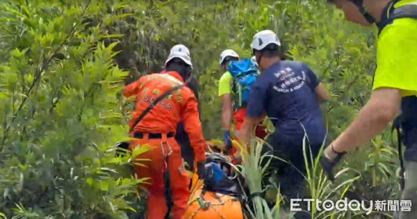 ▲▼             7人到新竹縣五峰鄉上坪溪進行泛舟活動，其中1人被捲入暗流身亡。（圖／記者楊永盛翻攝，下同）
