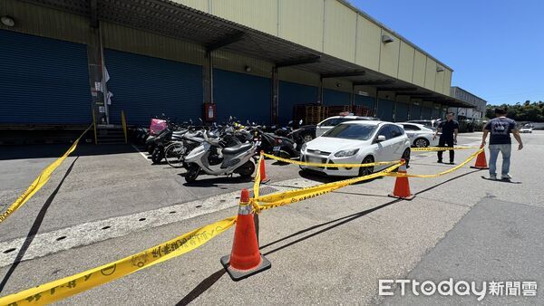 ▲▼林口黑貓宅急便兇殺案，女失控持摺疊刀刺殺男同事。（圖／記者陳以昇攝）