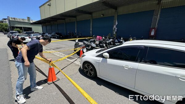 ▲▼林口黑貓宅急便兇殺案，女失控持摺疊刀刺殺男同事。（圖／記者陳以昇攝）