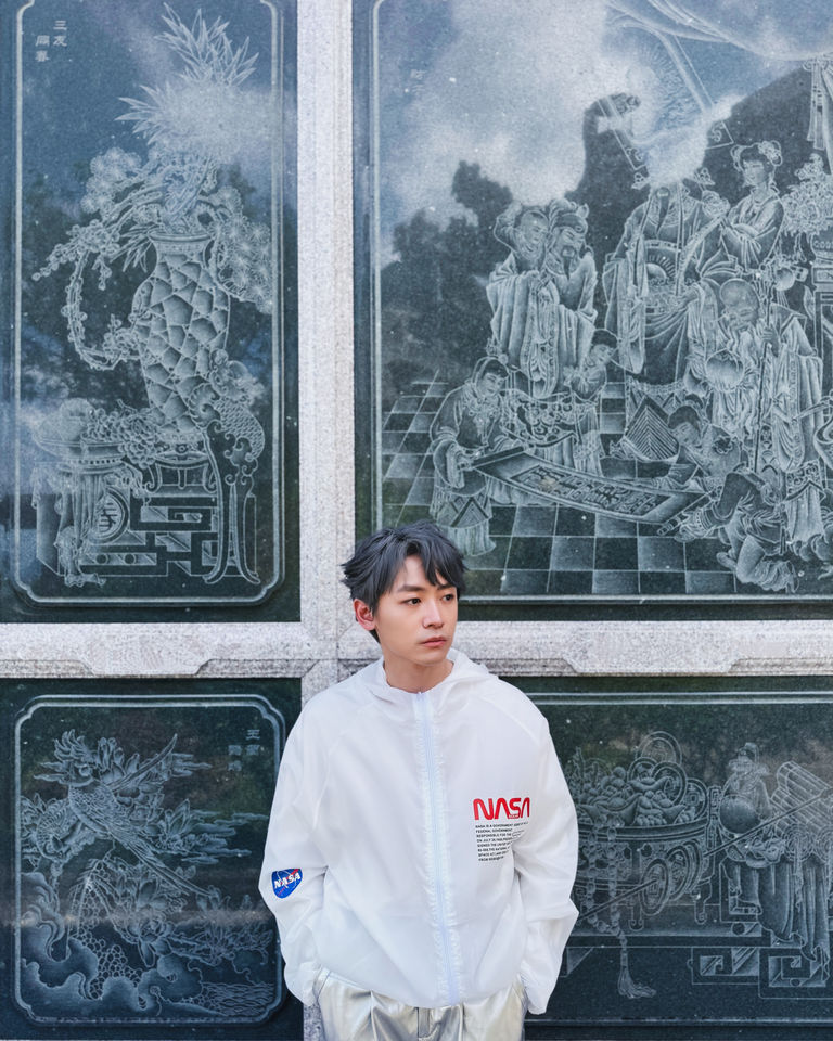 ▲▼木蘭〈神明漫步〉。（圖／木蘭提供）