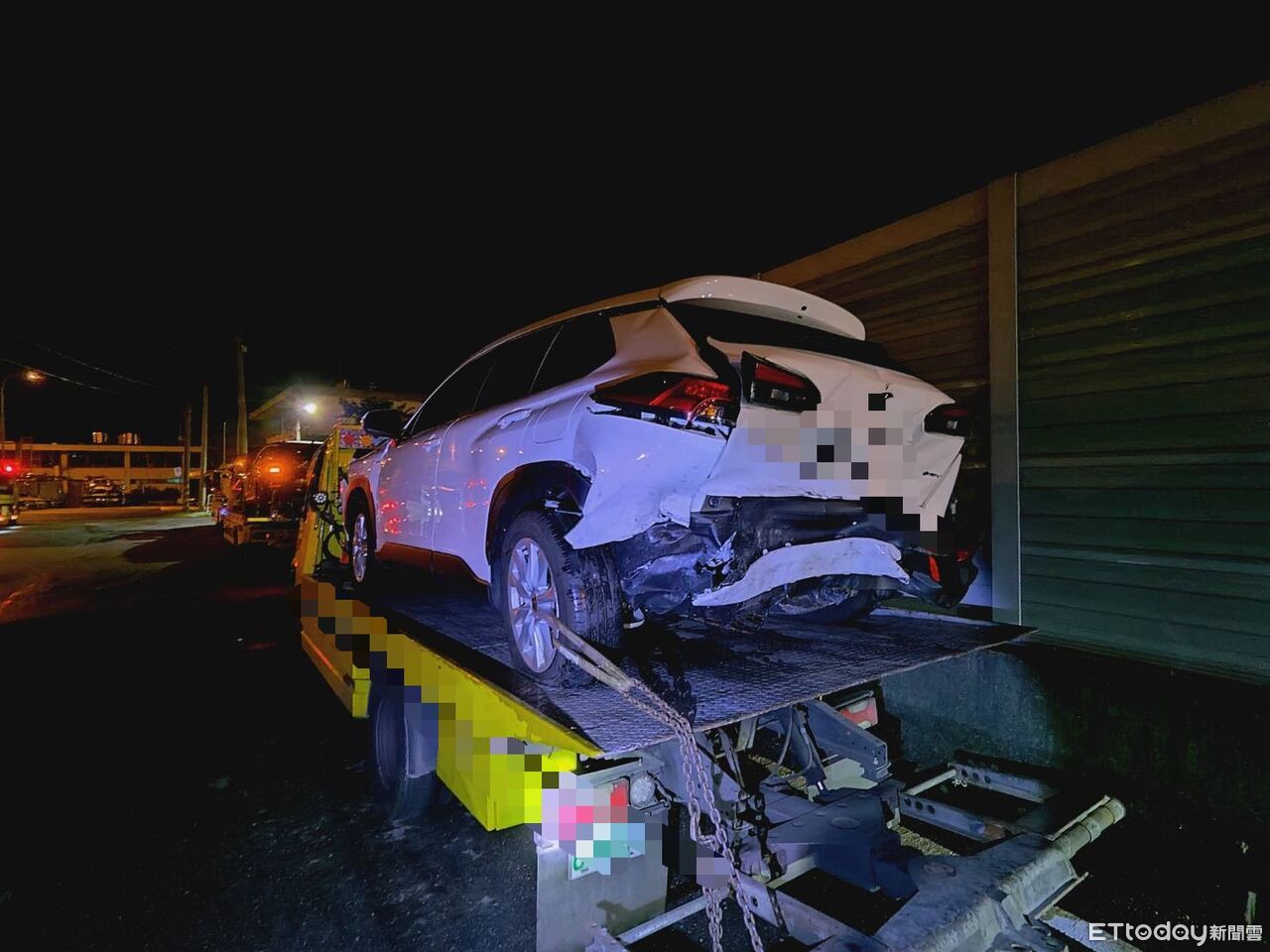 國道1號麻豆段晚間驚傳8車連環追撞！　6人受傷送醫