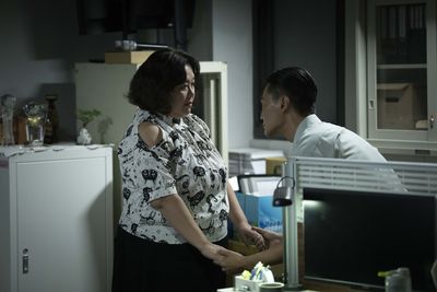 鍾欣凌斷開渣男主管又目睹「他帶小四上賓館」　氣炸秒叫正宮抓姦