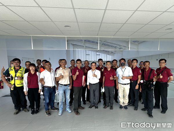 ▲統一企業集團與台南市消防局第四大隊30日於新市物流園區辦理消防實地踏勘演練，強化園區應變力。（記者林東良翻攝，下同）