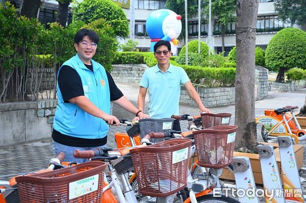 ▲▼花蓮市長魏嘉彥赴台東取經，參訪YouBike運作情形。（圖／花蓮市公所提供，下同）