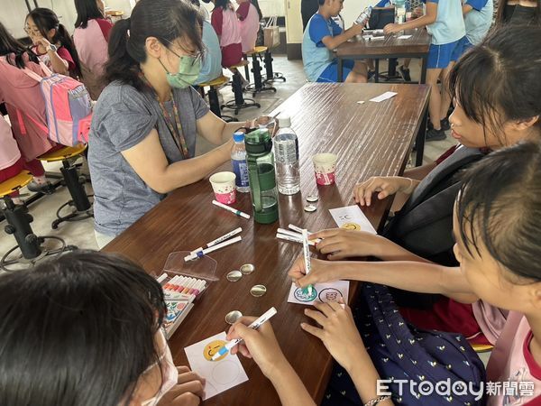 ▲台南市推出「時空探險王－六館集章大挑戰」，邀民眾今夏勇闖六大博物館收集印章。（記者林東良翻攝，下同）