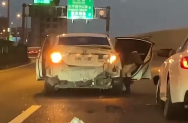 ▲▼             。（圖／翻攝自Threads）