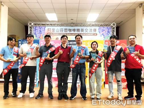 ▲▼   智慧科技助攻! 嘉義縣政府輔導咖啡園轉型見成效    。（圖／嘉義縣政府提供）