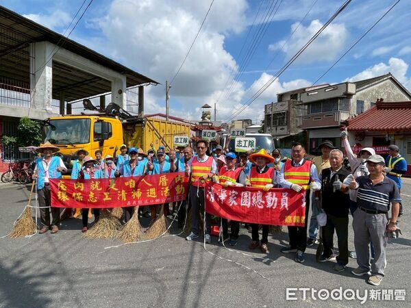 ▲▼ 溪口鄉美南村清掃總動員，邁向永續宜居新里程   。（圖／嘉義縣政府提供）