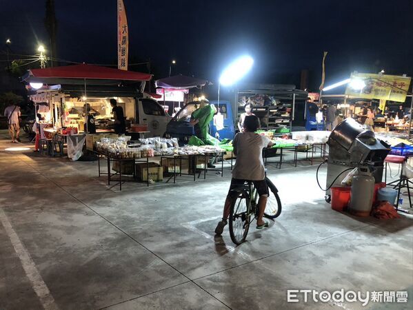 ▲▼   嘉義縣113年夜市環境評比，新埤夜市拔得頭籌  。（圖／嘉義縣政府提供）